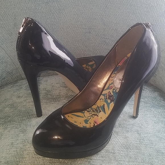 🎉Sale $20 Sexy Black Stilettos - Picture 2 of 10
